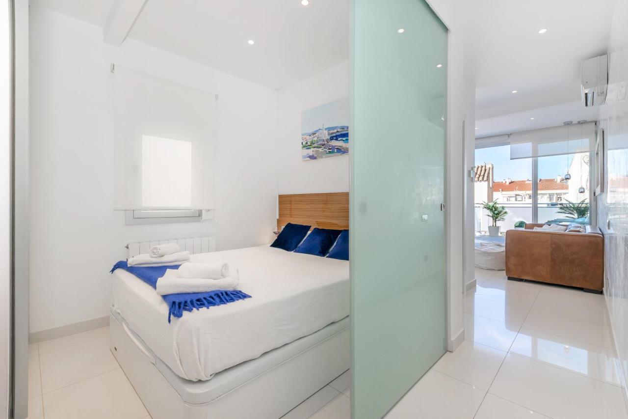Beach Penthouse Sitges Rentals Exteriör bild